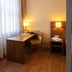 Am Grossen Waisenhaus ホテル