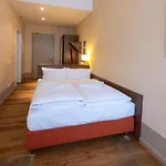 Am Grossen Waisenhaus 3* 포츠담
