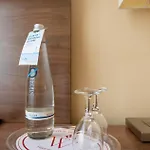 Am Grossen Waisenhaus 호텔 3*