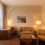 Am Grossen Waisenhaus