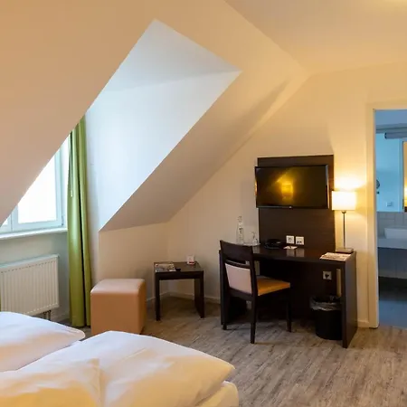 Am Grossen Waisenhaus Отель