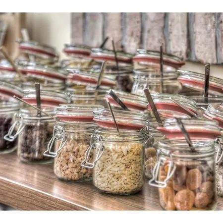 Am Grossen Waisenhaus