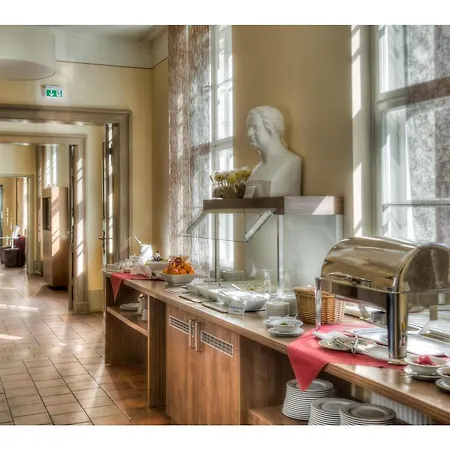 Am Grossen Waisenhaus Отель 3*