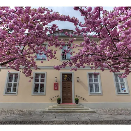 Am Grossen Waisenhaus Потсдам