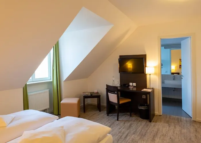 Am Grossen Waisenhaus Отель