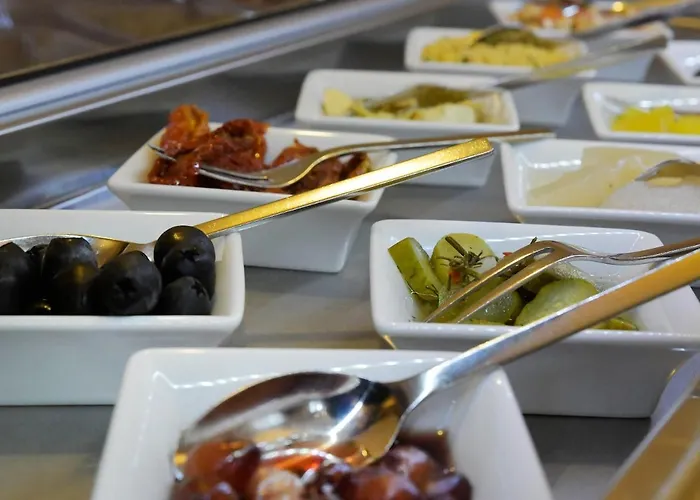 Am Grossen Waisenhaus 3*