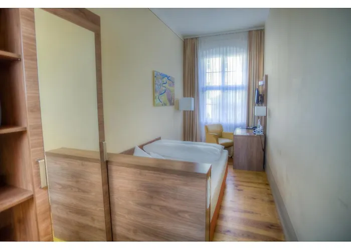 Am Grossen Waisenhaus 3* Потсдам