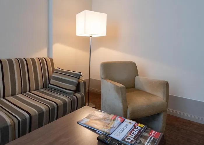 Am Grossen Waisenhaus